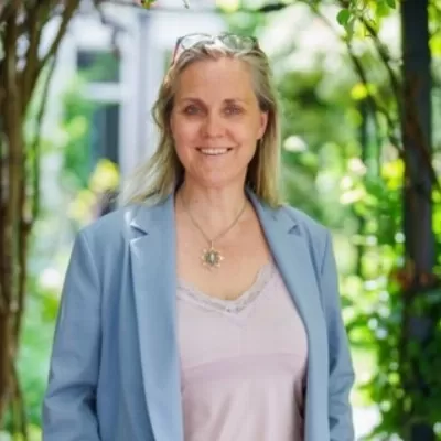 (Vrouwelijk) Lichaamsgerichte coaching | Individueel en groep